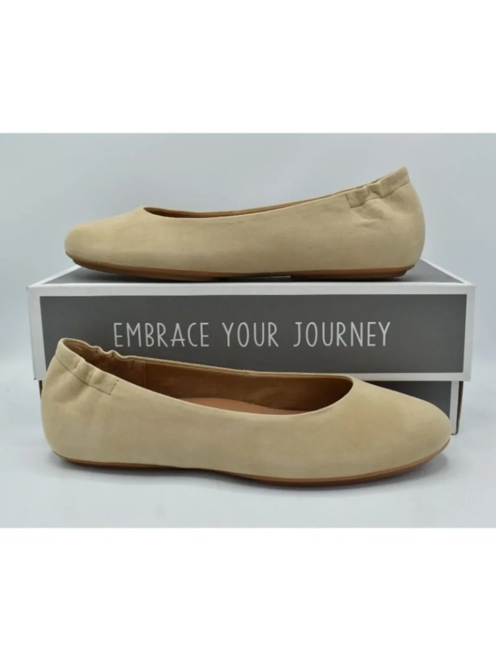 Dansko Womens Size EU 39 US 8.5-9 Mollie Sand Suede Ballet Flats‎ Shoes